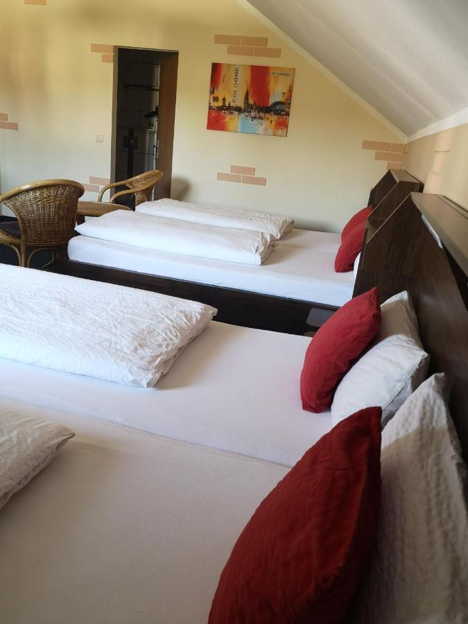 Hotel Koeln-Bonn Bornheim  Extérieur photo