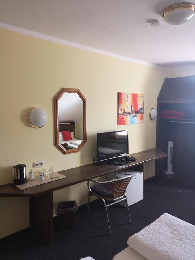 Hotel Koeln-Bonn Bornheim  Extérieur photo